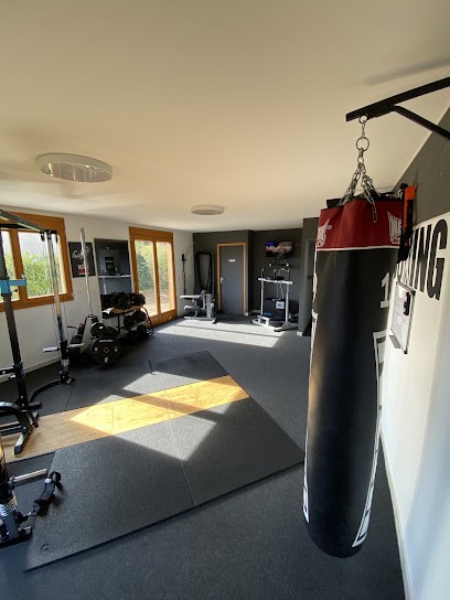 Warrior House, Salle de Gym et Fitness à Sillingy