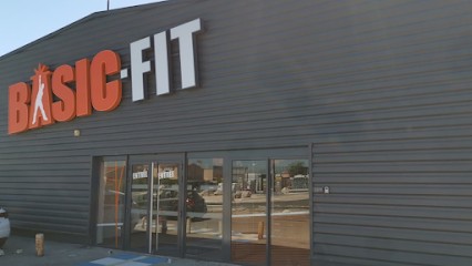 Basic-Fit Martigues Avenue Des Ormeaux, Salle de Gym et Fitness à Martigues
