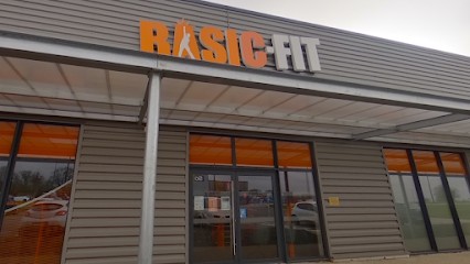 Basic-Fit Vitré Rue Du Fougeray, Salle de Gym et Fitness à Vitré