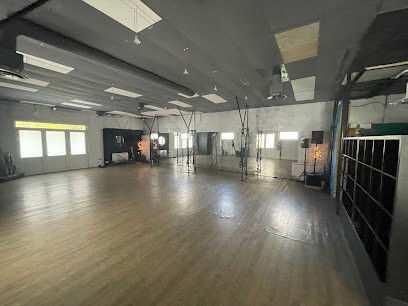 Healthy & Move Fitness, Danse, Marche Nordique Maisons-Laffitte Et Le Mesnil-Le-Roi 78, Salle de Gym et Fitness au Mesnil-le-Roi