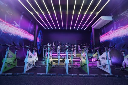 Prepaform Studios, Salle de Gym et Fitness à Saint-Julien-les-Rosiers