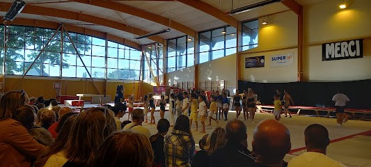 Gymnase Pierre Bertel, Salle de Gym et Fitness à Saint-Domineuc