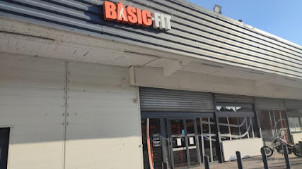 Basic-Fit Salle De Gym & Fitness à Marseille