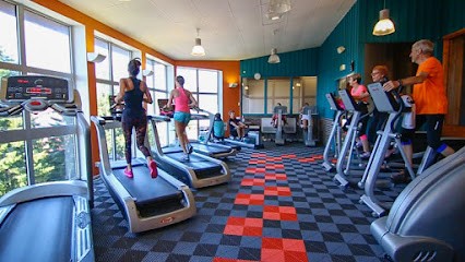 Step Fitness Club, Salle de Gym et Fitness aux Rousses