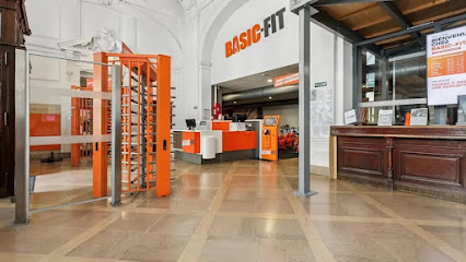 Basic-Fit Salle De Gym & Fitness à Nancy