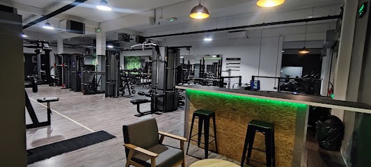 SPARK BODY FIT Venelles, Salle de Gym et Fitness à Venelles