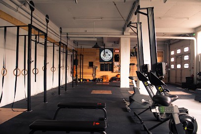 CrossFit Urban Bear, Salle de Gym et Fitness à Saint-Étienne