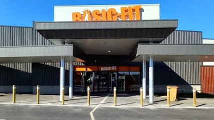 Basic-Fit Taden Route De Dinard, Salle de Gym et Fitness à Taden