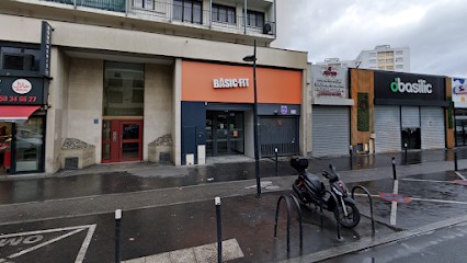 Basic-Fit Saint-Denis Rue De Strasbourg, Salle de Gym et Fitness à Saint-Denis