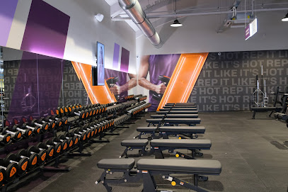 Basic-Fit, Salle De Gym & Fitness à Sainte-Marguerite