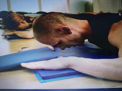 Pilates Avec Anne, Salle de Gym et Fitness à Versailles