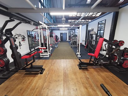 Fitness Club Luzien/Luz Escalade, Salle de Gym et Fitness à Saint-Jean-de-Luz