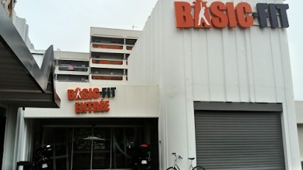 Basic-Fit Le Bouscat Avenue De La Liberation, Salle de Gym et Fitness au Bouscat