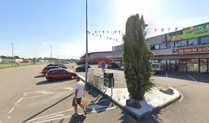 Pole Dance Meximieux Charlotte Sauzeat, Salle de Gym et Fitness à Meximieux