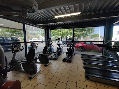 Simple Fitness, Salle de Gym et Fitness à Soustons