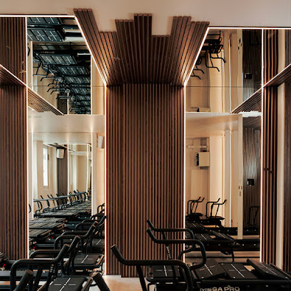 Silo / Lagree Studio & Coffee Shop Salle De Gym & Fitness à Paris 08