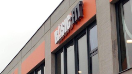 Basic-Fit Meyzieu Chemin Du Peyssilieu, Salle de Gym et Fitness à Meyzieu