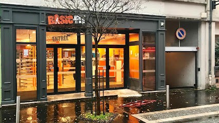 Basic-Fit Tours Rue Michelet, Salle de Gym et Fitness à Tours