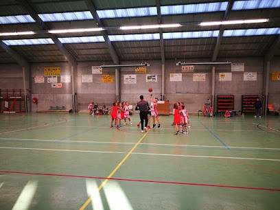Salle De Basket - AL Saint Pierrebrouck, Salle de Gym et Fitness à Saint-Pierre-Brouck
