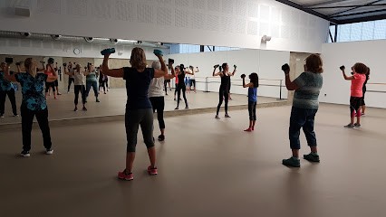 AGSL Association Et Club De Gym, Salle de Gym et Fitness à Redessan