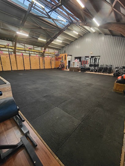 CrossFit Tivizio, Salle de Gym et Fitness à Landivisiau