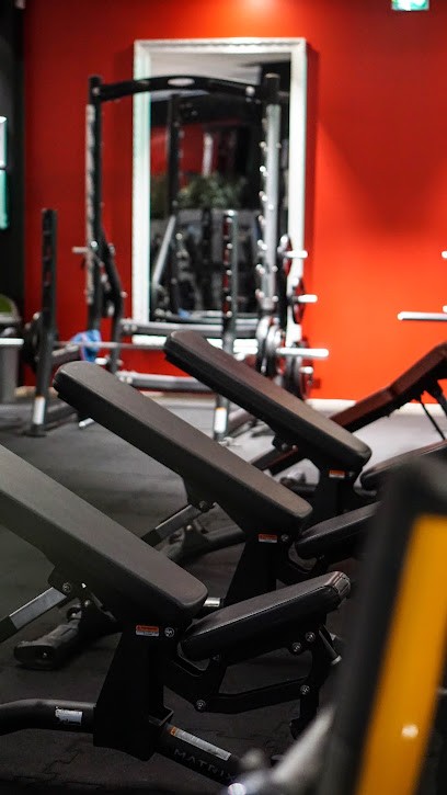 LE SPOT FITNESS, Salle de Gym et Fitness à Saint-Maximin