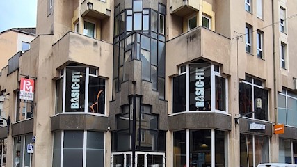 Basic-Fit Metz Rue Serpenoise, Salle de Gym et Fitness à Metz