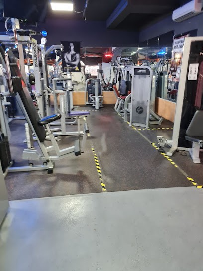 Physical Center 305, Salle de Gym et Fitness à Vitry-sur-Seine