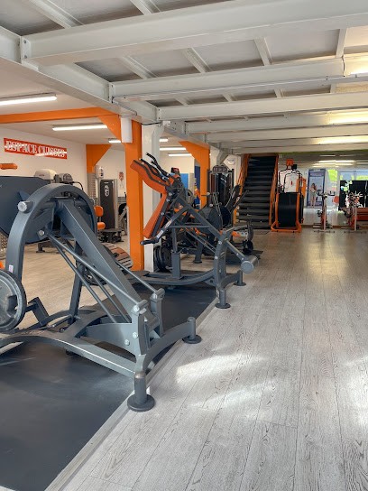 Salle De Sport Et Centre électrostimulation, EMS - Freedom Fitness Saint Egrève, Salle de Gym et Fitness à Saint-Égrève