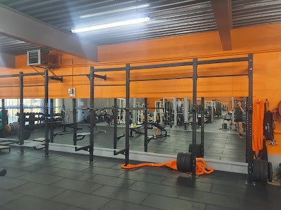 USSA - Salle De Musculation / Cours Collectifs / Coaching Sportif, Salle de Gym et Fitness à Saint-Arnoult-en-Yvelines