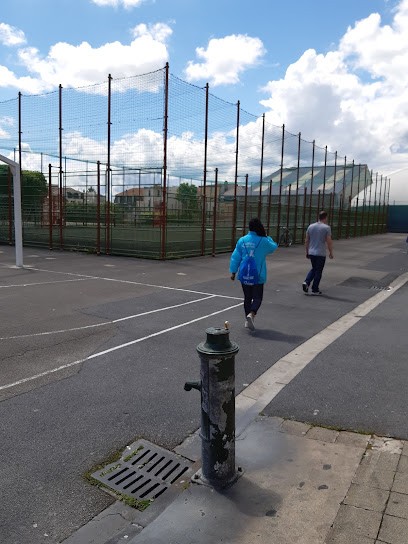 Gymnase Courcelles, Salle de Gym et Fitness à Reims