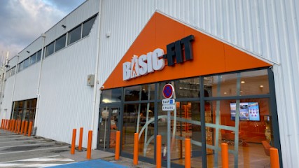 Basic-Fit Valence Avenue Victor Hugo, Salle de Gym et Fitness à Valence