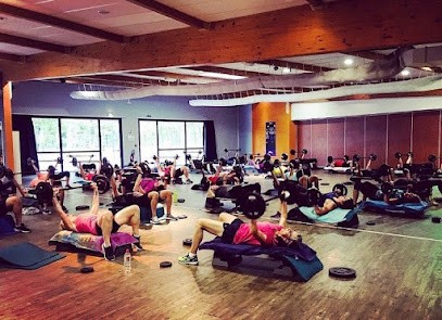 Woden Fitness Club, Salle de Gym et Fitness à Saran