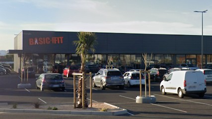 Basic-Fit Saint-Laurent-de-la-Salanque Route Du Barcarès, Salle de Gym et Fitness à Saint-Laurent-de-la-Salanque