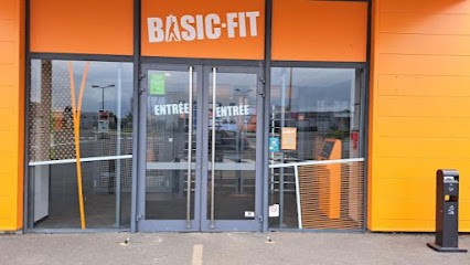 Basic Fit, Salle de Gym et Fitness à Tavers