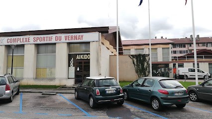 Gymnase Du Vernay, Salle de Gym et Fitness à Cran-Gevrier