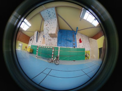 Breizh'scalade, Salle de Gym et Fitness à Saint-Yvi