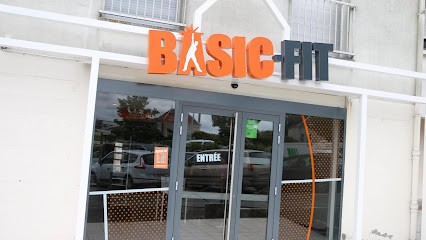 Basic-Fit Parthenay Boulevard Des Sires De Parthenay, Salle de Gym et Fitness à Parthenay