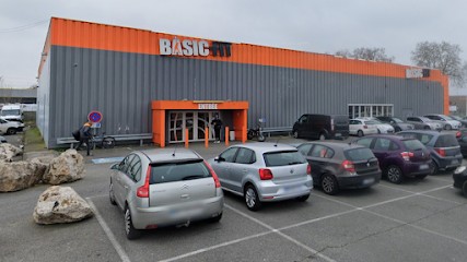 Basic-Fit Saint-Alban Rue Des Battants, Salle de Gym et Fitness à Saint-Alban