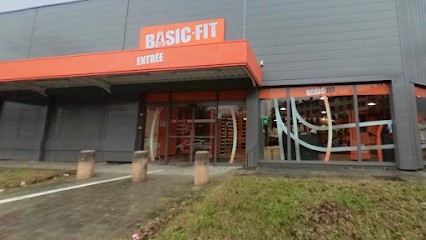 Basic-Fit Aix-Les-Bains Rue Lionel Terray, Salle de Gym et Fitness à Aix-les-Bains