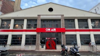 Salle De Sport - ON AIR SURESNES PUTEAUX, Salle de Gym et Fitness à Suresnes