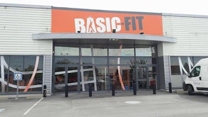 Basic-Fit St-Memmie av Marc Hamet, Salle de Gym et Fitness à Berru