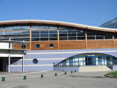Complexe sportif, Salle de Gym et Fitness à Ugine