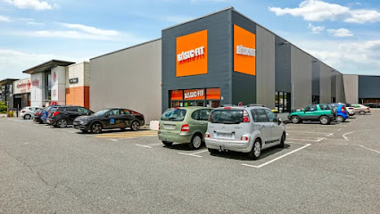 Basic-Fit, Salle De Gym & Fitness à Baraqueville