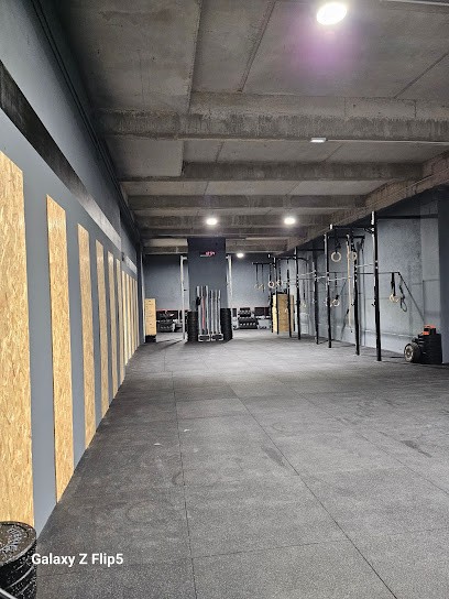 Come And Play CAP CrossFit, Salle de Gym et Fitness à Valbonne